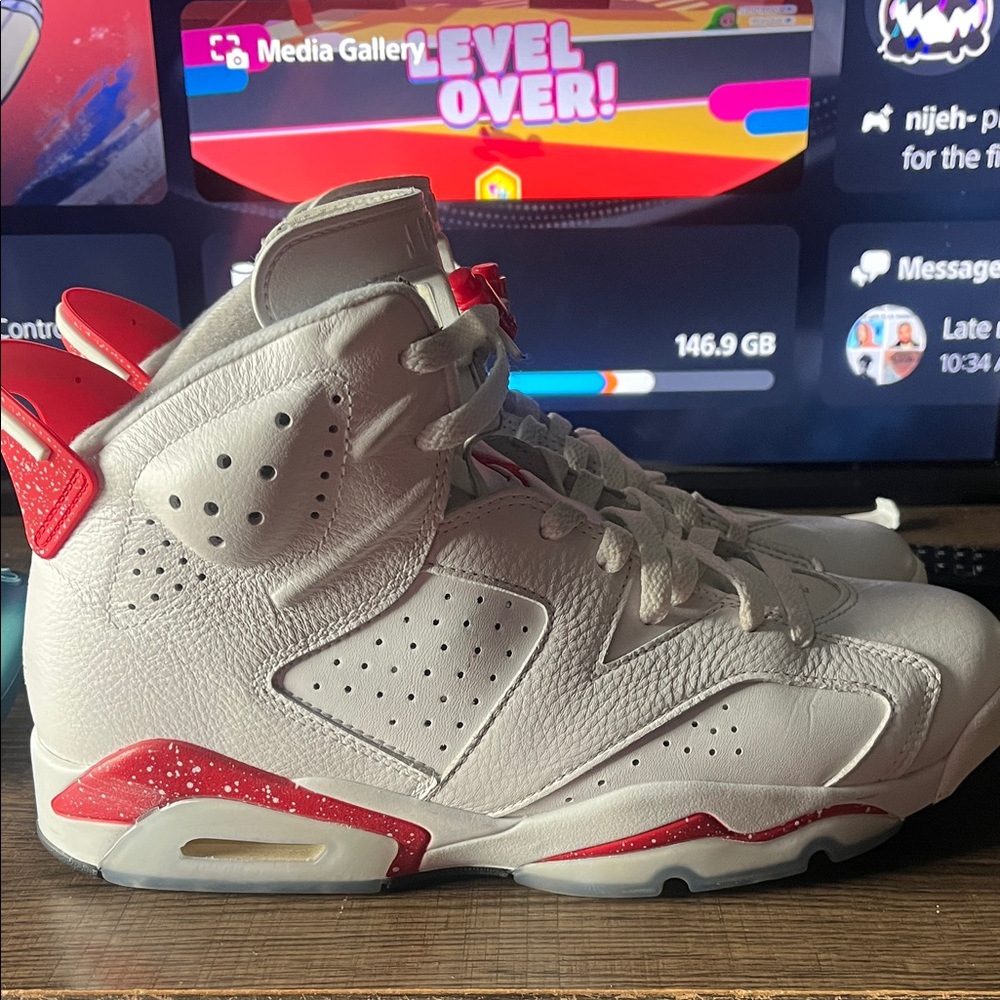 Jordan 6 red Oreo